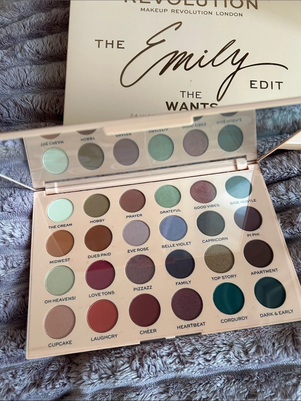 NIB Makeup Revolution The Emily Edit - The Wants Eyeshadow Palette